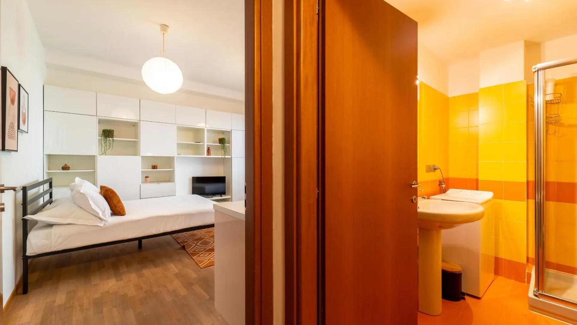 San Giovanni Orange Studio By Wonderful Italy Como 0*,